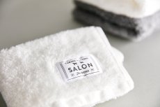 画像7: 【SALON FOR DOGS】 優しいタオル  ２色セット 円筒ケース付き (7)